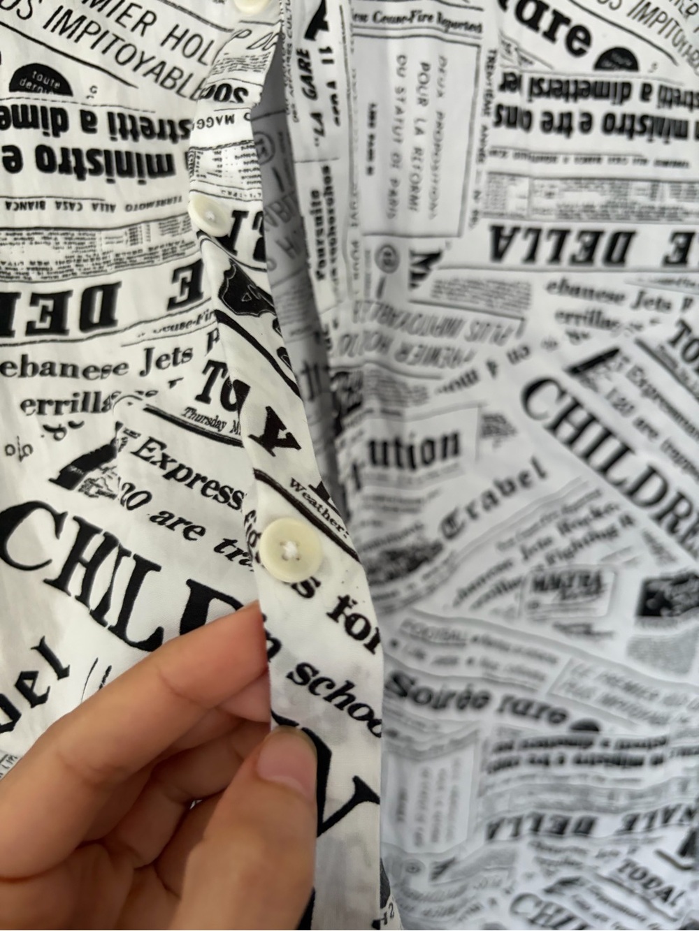 Sandro Newspaper Slim Fit Shirt - Medium - Picture 5 of 14